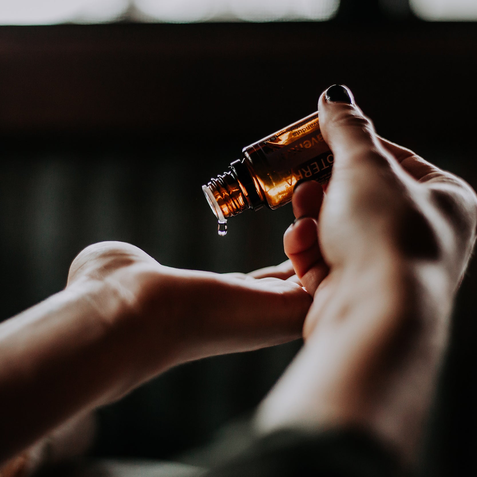 Everything You Need To Know About Essential Oil Jewellery