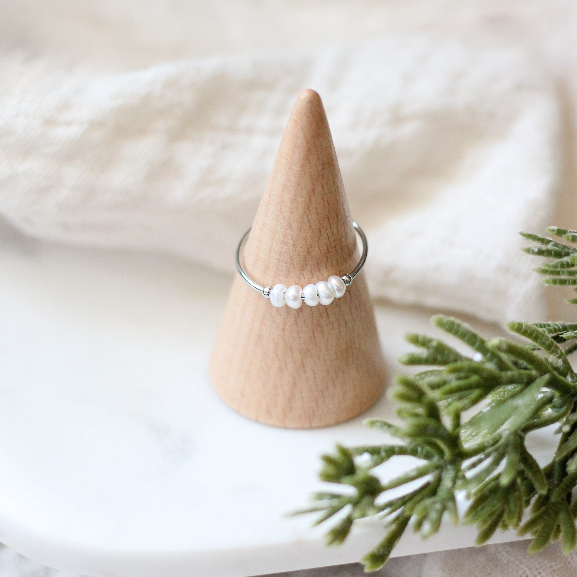 Organic Pearl Cluster Ring