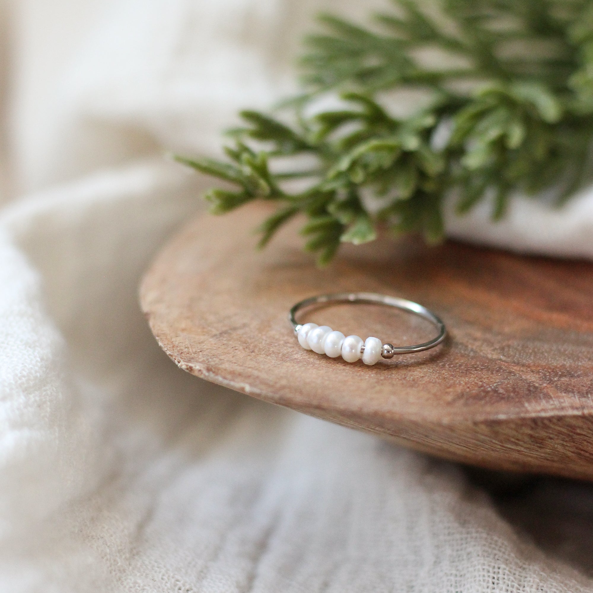 Organic Pearl Cluster Ring