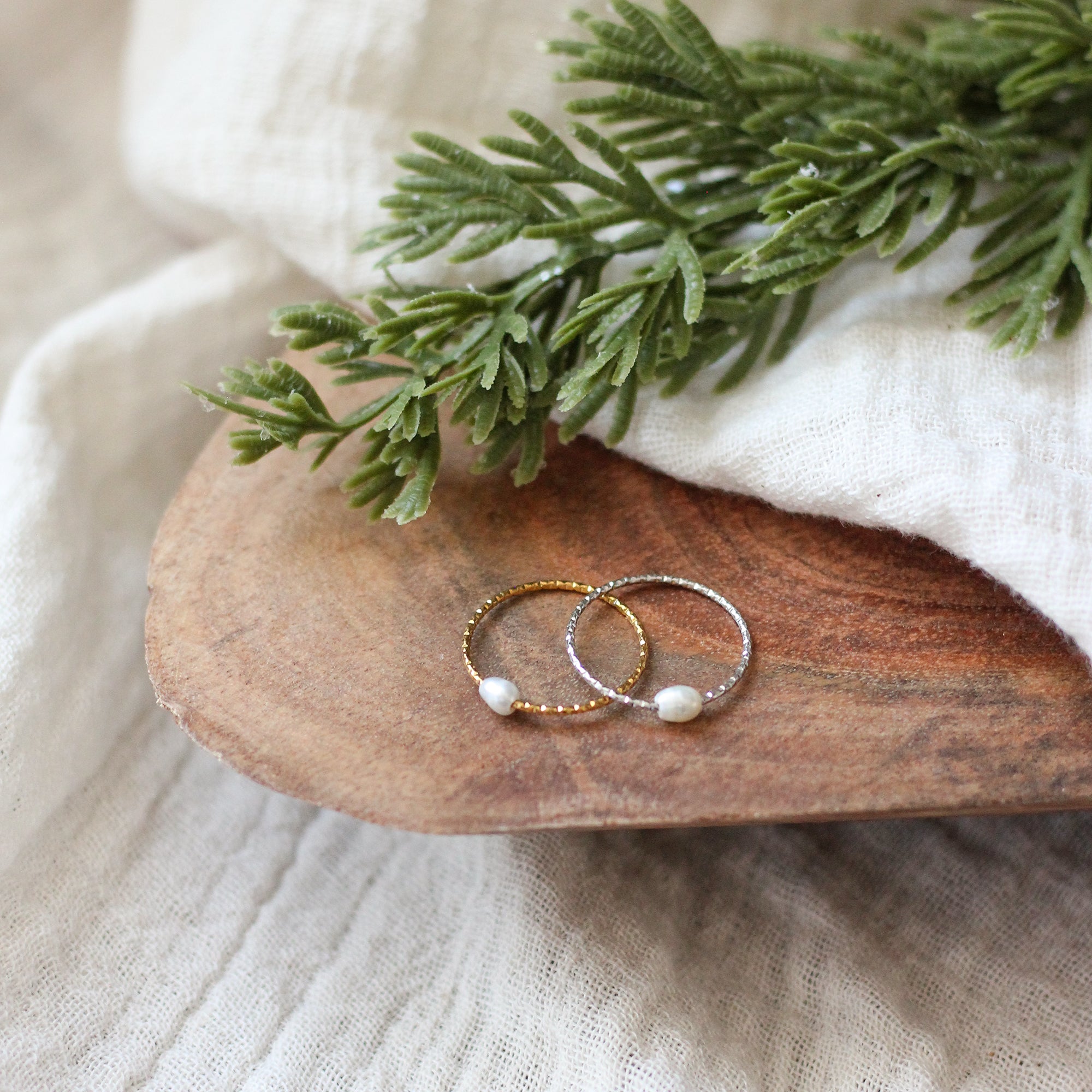 Lustre Pearl Ring