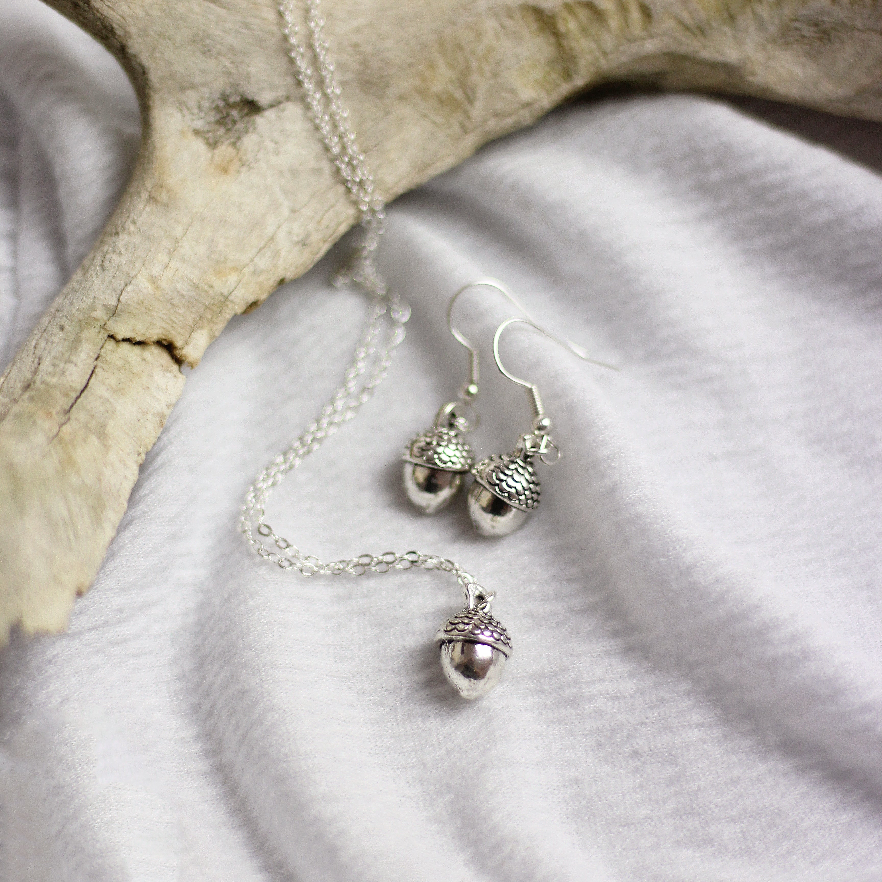 Silver Acorn Gift Set