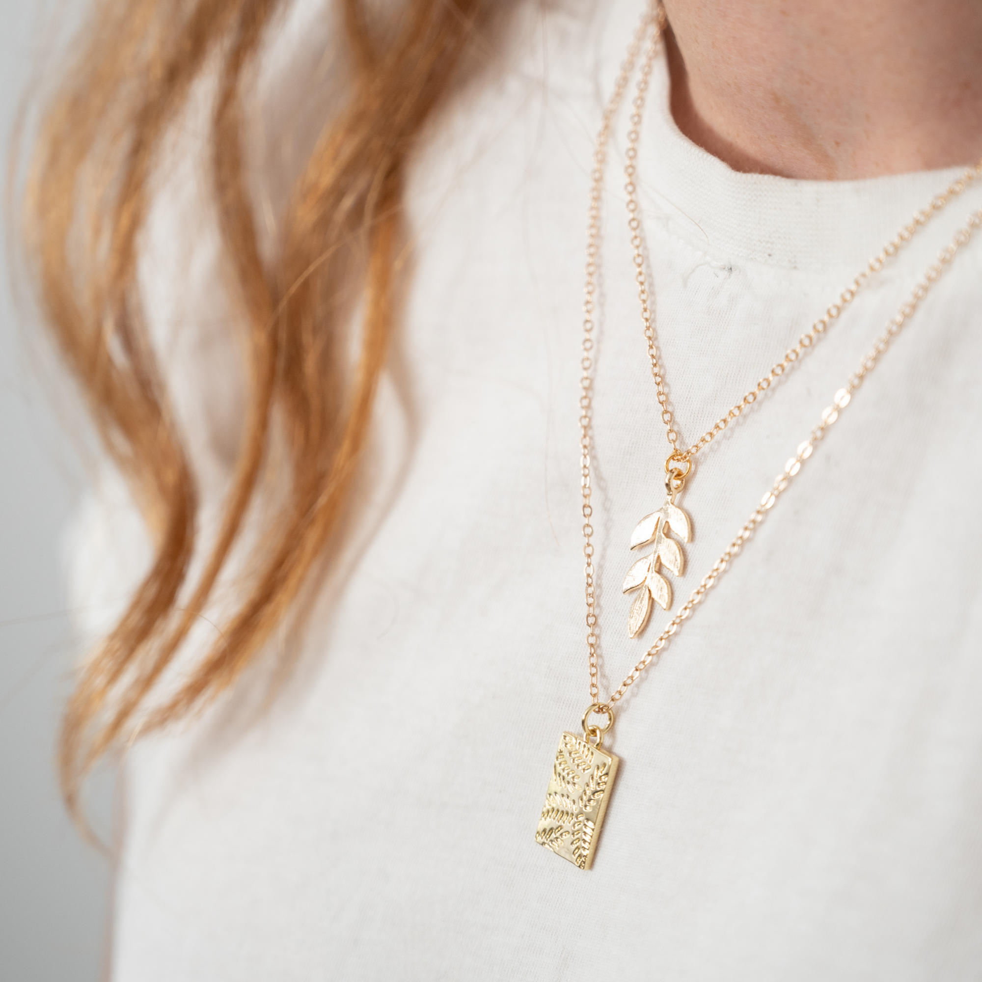Elegant Leaf Necklace