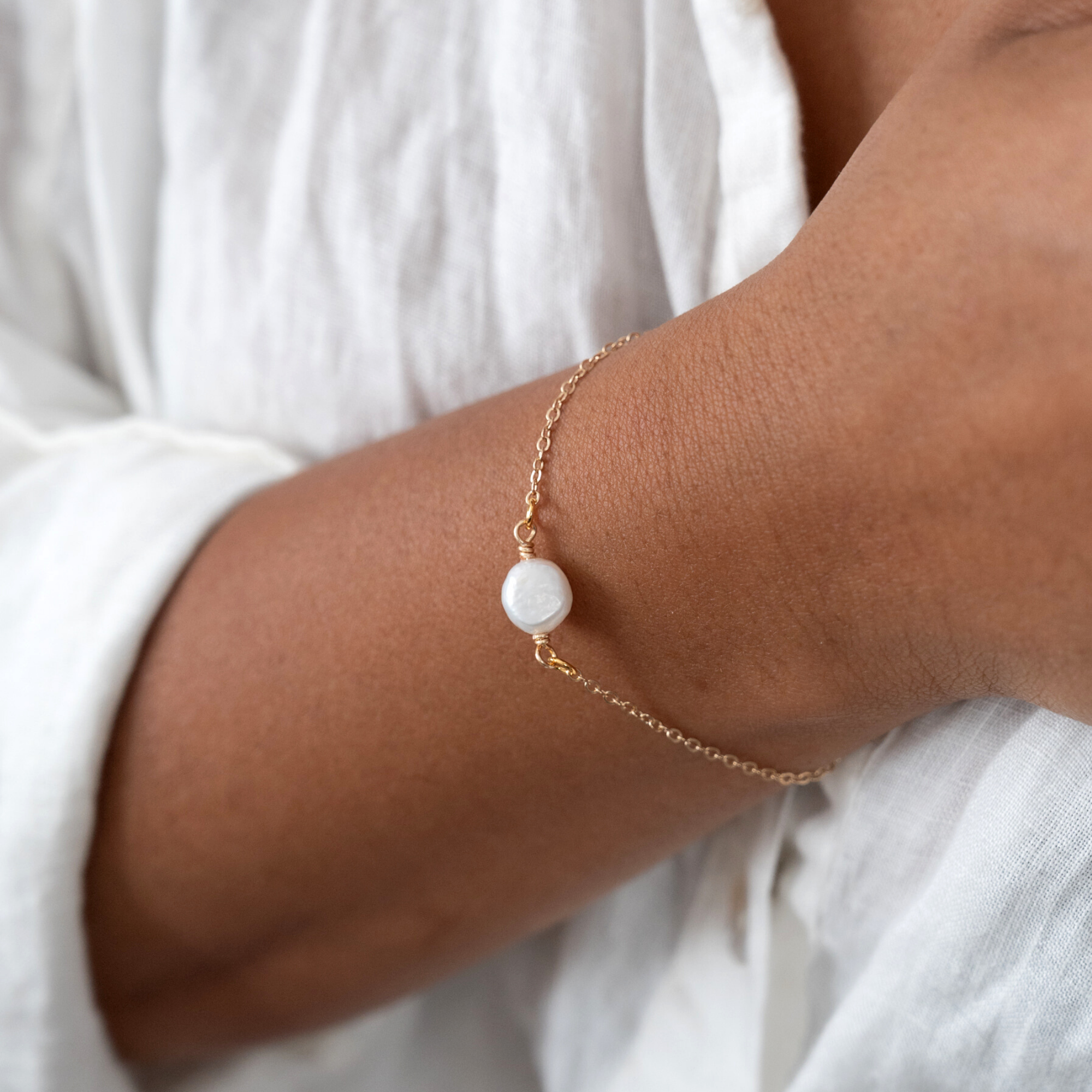 Pearl hand store bracelet