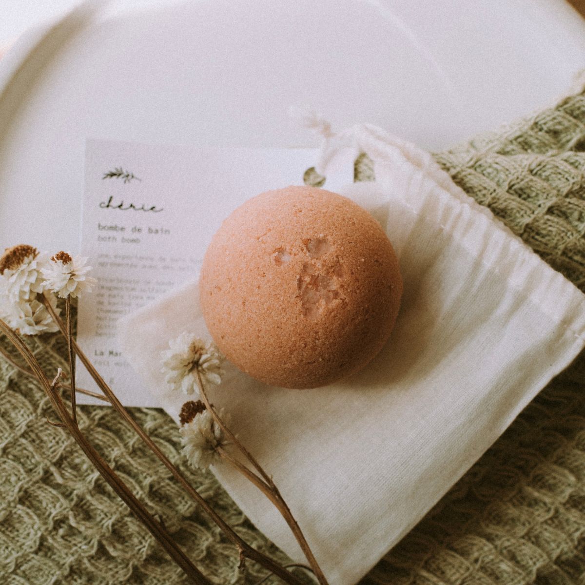 All-Natural Bath Bomb