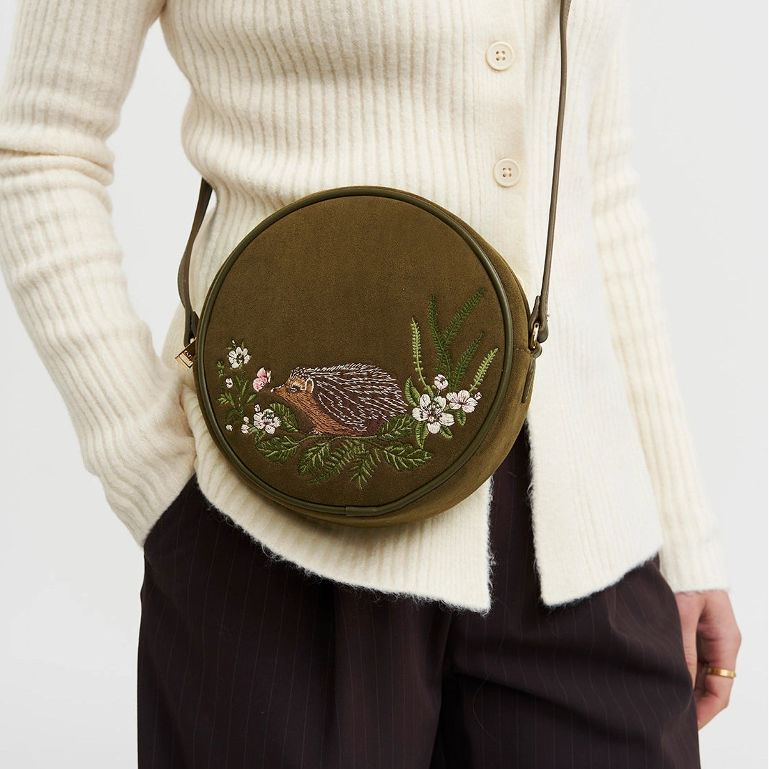 Hedgehog Embroidered Purse | Fable England
