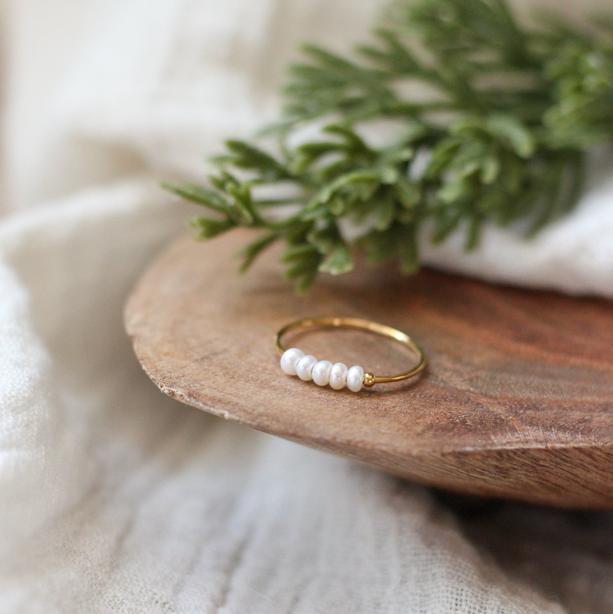 Organic Pearl Cluster Ring