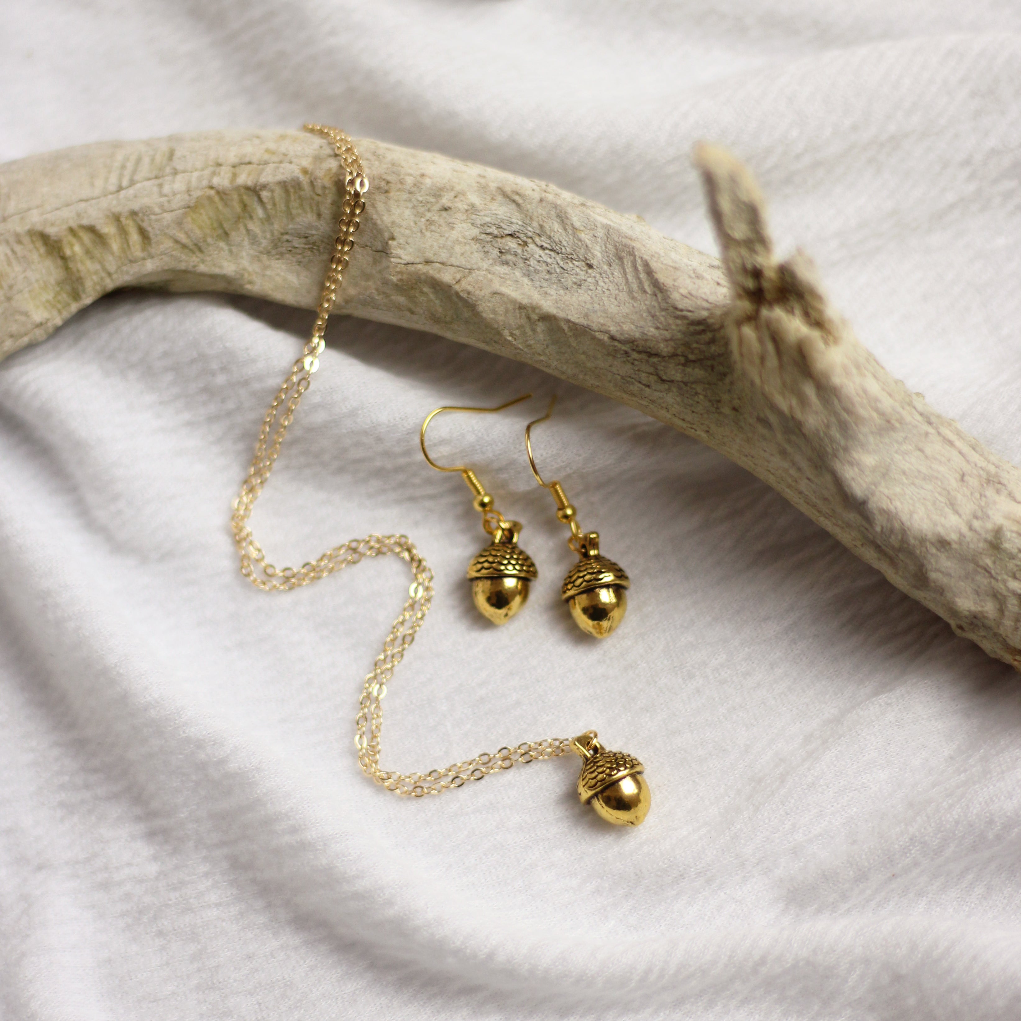 Gold Acorn Gift Set